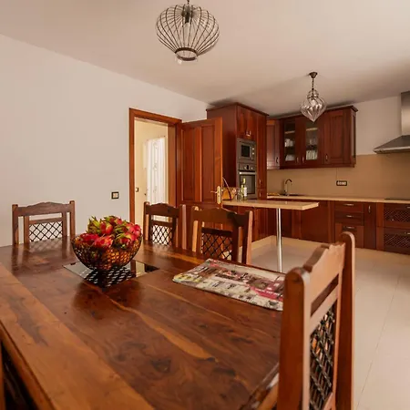 Casa Knala - Quiet ,Spacious Home & Bbq Nyaraló *